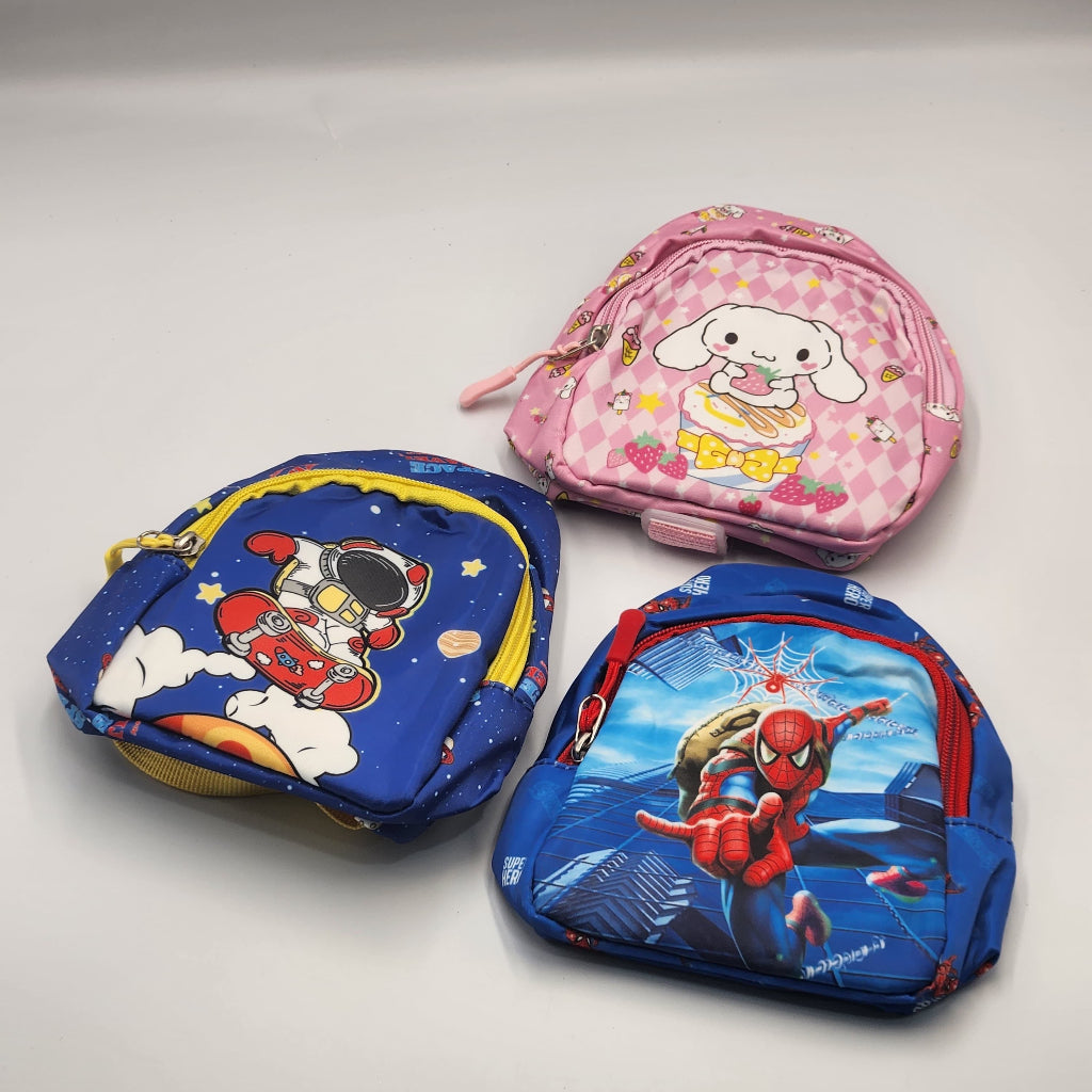 Kids Crossbody Bag,Size 18 cm in height and 13 cm in width,Backpacker purse with Adjustable Strap, School Accessory, Cartoon style