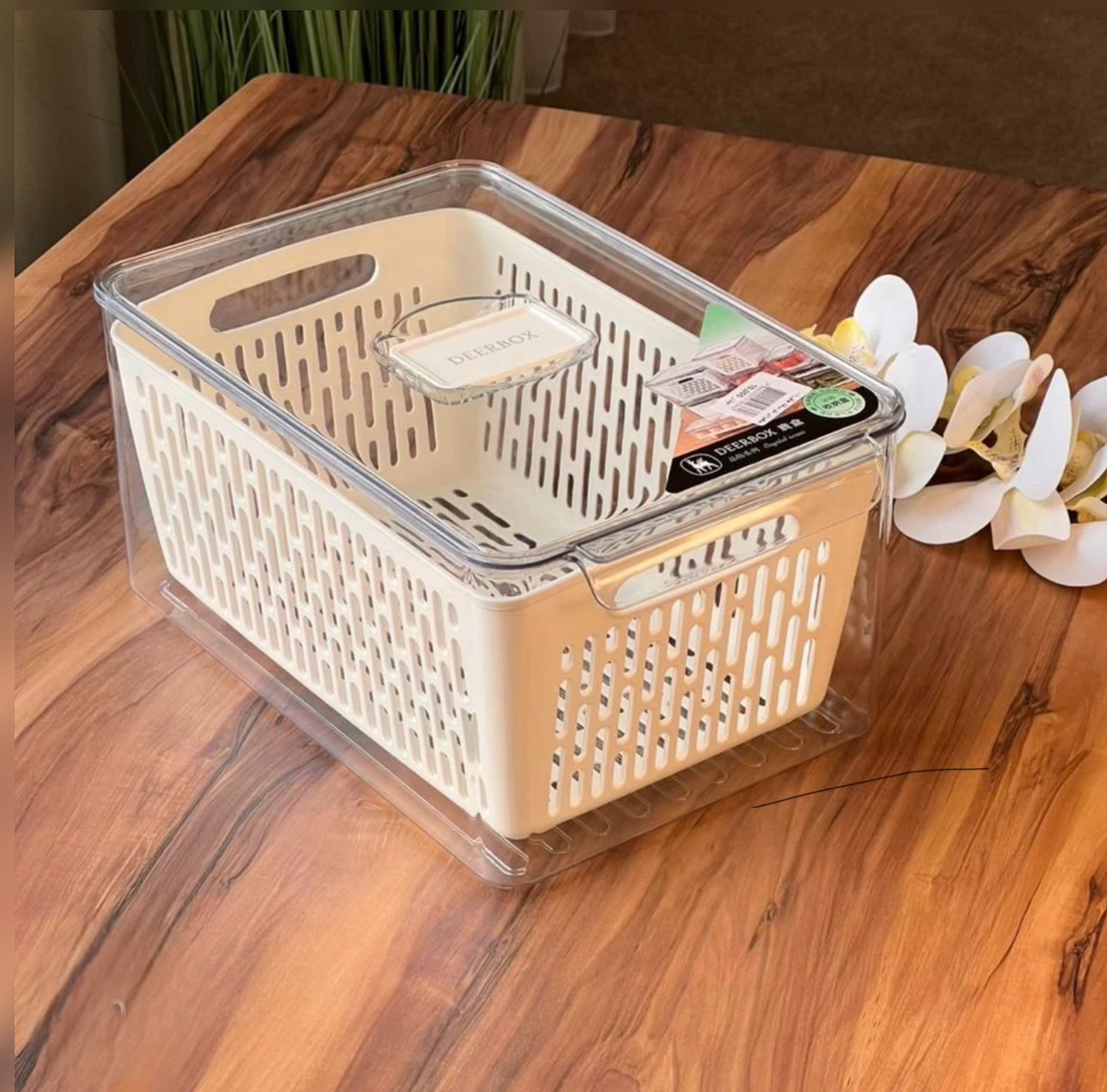 Acrylic Food Storage box Tightly Sealed Plastic Lid With Drainage Plate And High Quality Material Practical For Kitchen - Transparent White